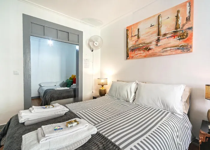 In Bairro Alto 2 - Charm *